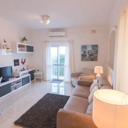 Taormina Court - Sea View 1 Bedroom Apt * Sliema